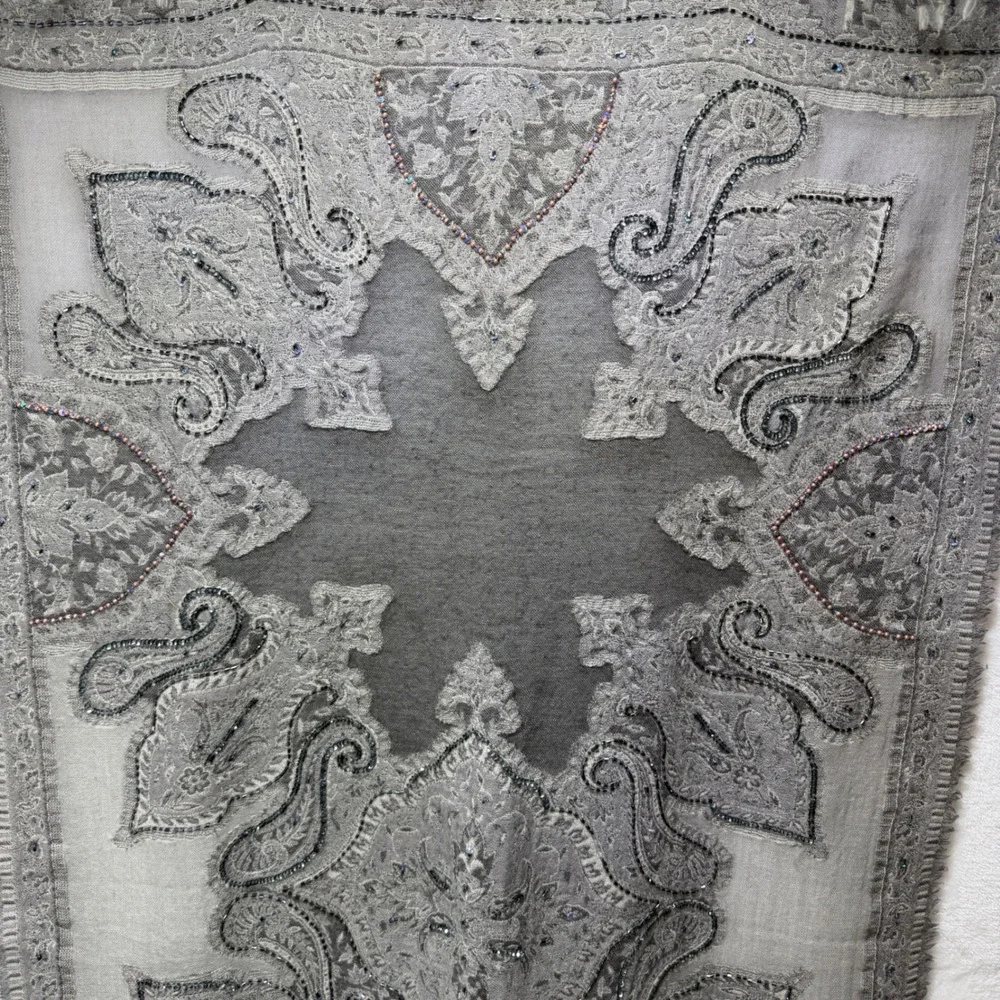 Devernois Paris Grey 100% Wool Beaded Sequin Scarf Tassel Trim Wrap 26x68